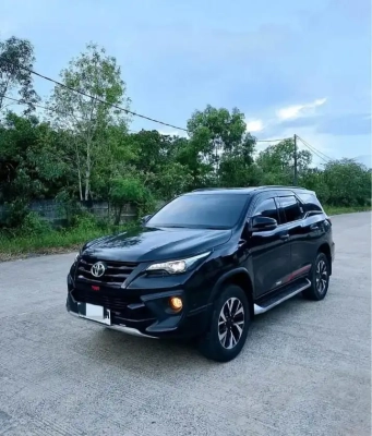 rental mobil Fortuner di Batam