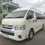 Rental Hiace Commuter Batam