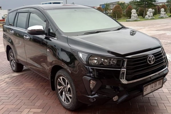 rental innova reborn Batam