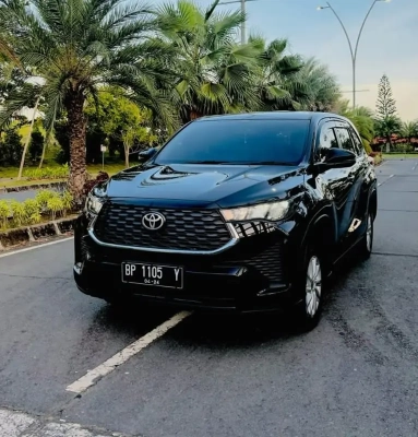 rental mobil innova zenix batam